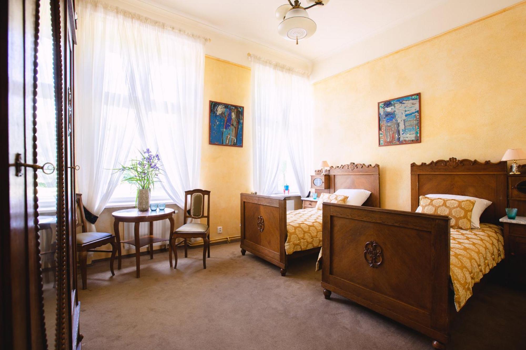 فيلا Dwor Podstolice - House Of Rosenthal المظهر الخارجي الصورة